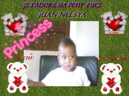 ma rival !!!! et oui a coter d'elle je n'est aucune chance  bisous ma puce je t'adore